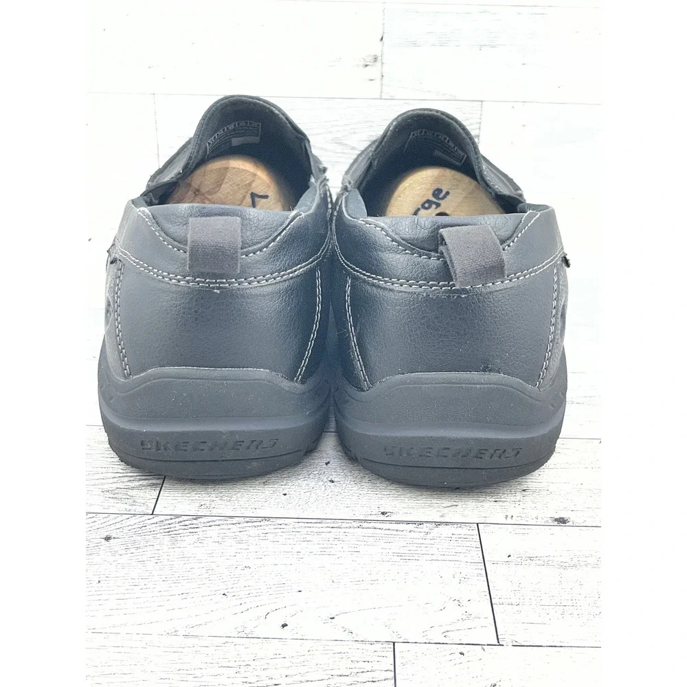 Skechers relaxed fit